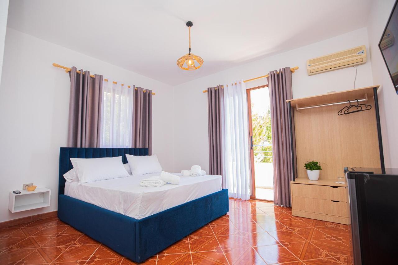 Villa Gaudium Radhimë Esterno foto